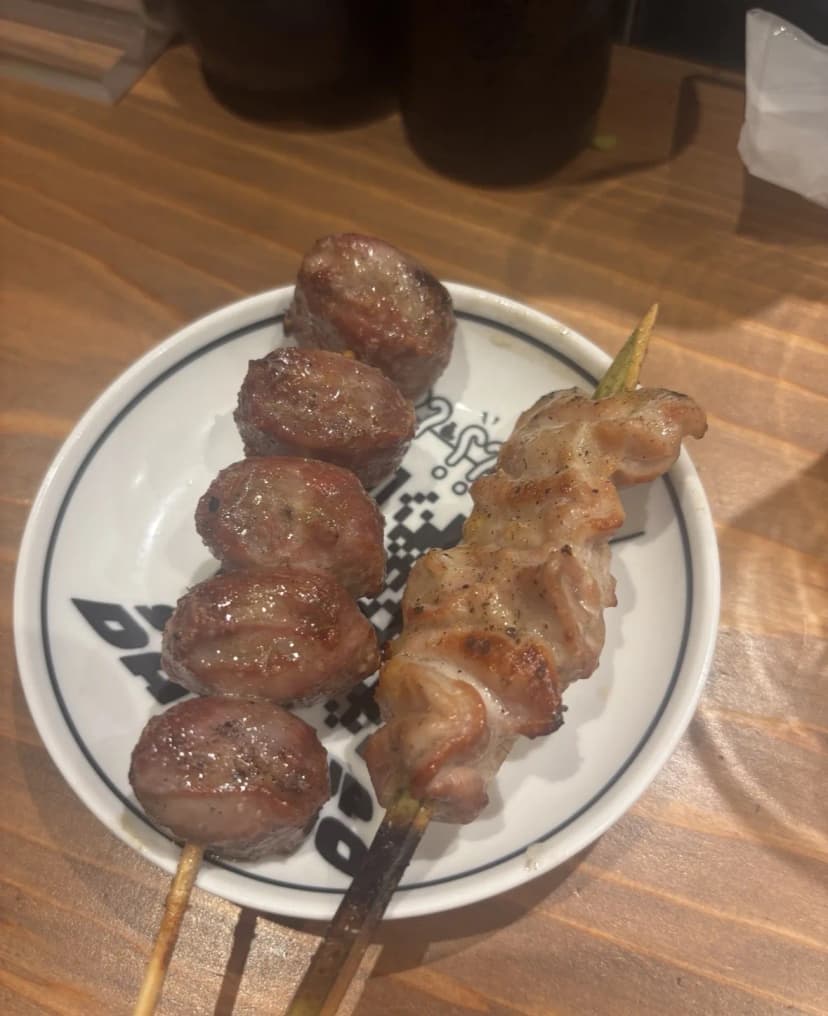 친푼칸푼 스탠드업에서 먹은 야키토리 꼬치